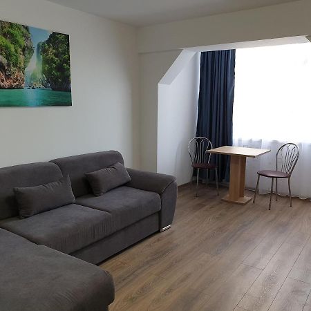 Apartament Diana Юриловка Екстериор снимка