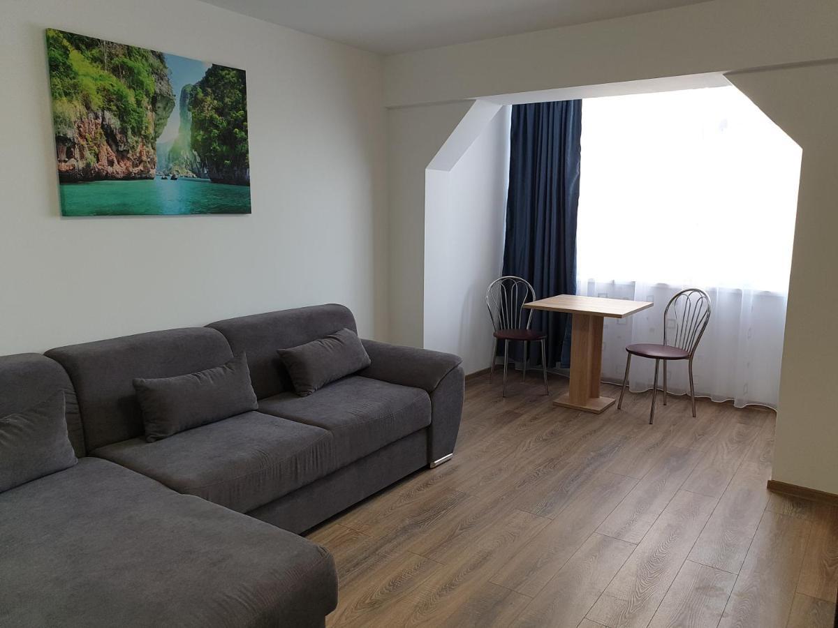 Apartament Diana Юриловка Екстериор снимка