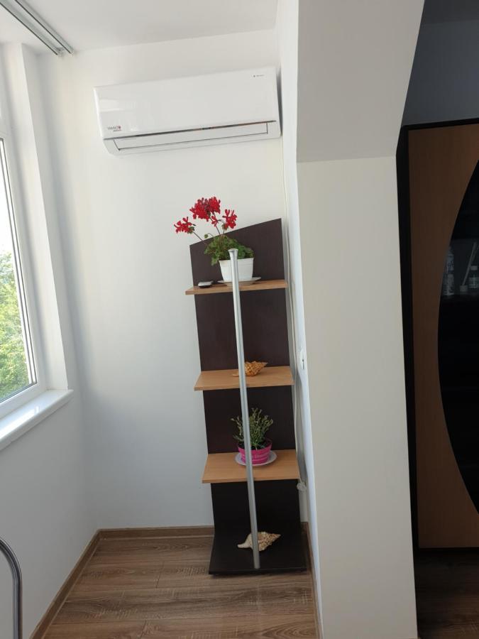 Apartament Diana Юриловка Екстериор снимка